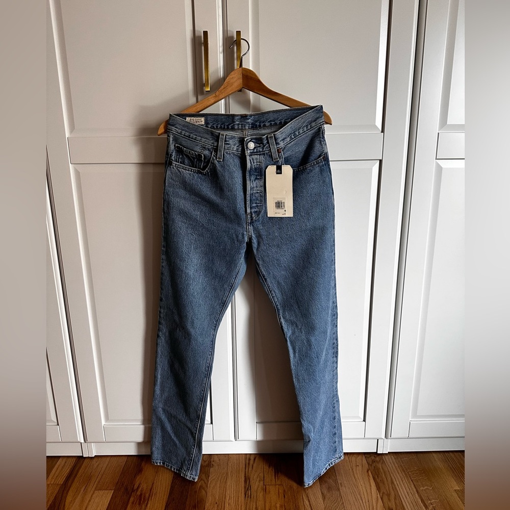 Levi’s 501 Original fit in a light blue wash, NWT